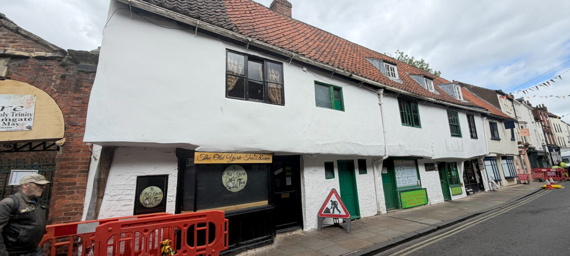 old fashioned tea rooms exterior